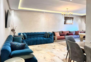 New Central Luxury 2BR 3Bath AC Terrace Garage